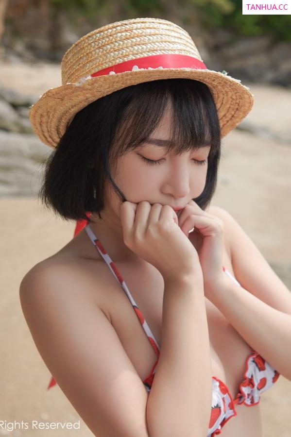 강인경 姜仁卿 [XIUREN]高清写真图 2019.08.12 模特_卿卿第6张图片